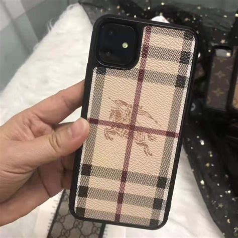 Burberry Xs Max Case 